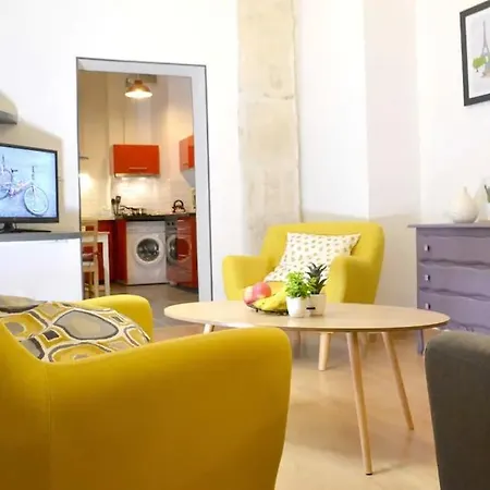 Comedie Beau T3 Climatise Cosy Avec 2 Apartment Montpellier